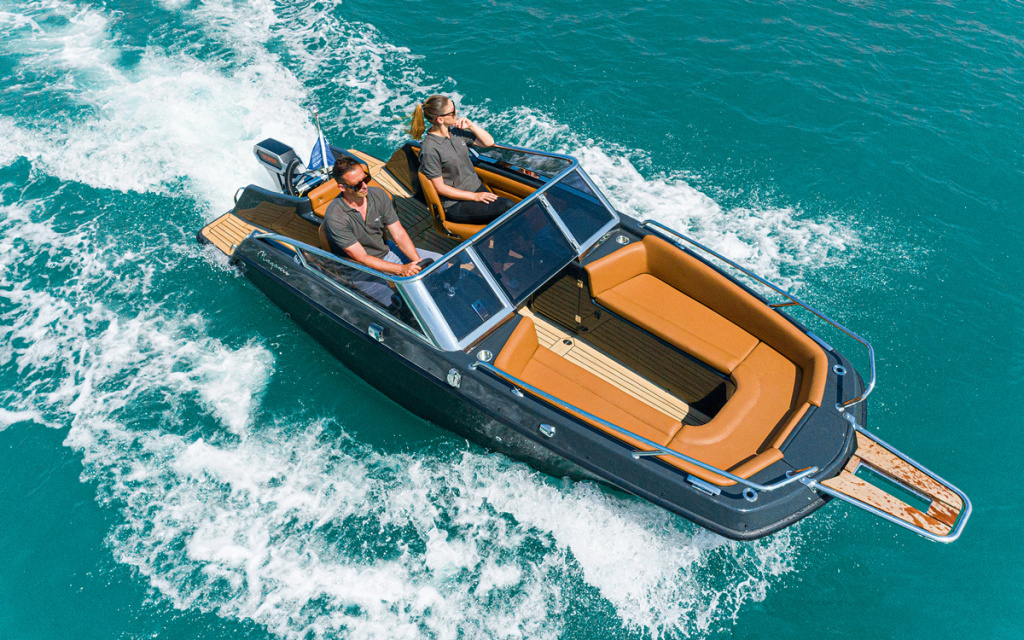 best-electric-boats-magonis-wave-e550.jpg