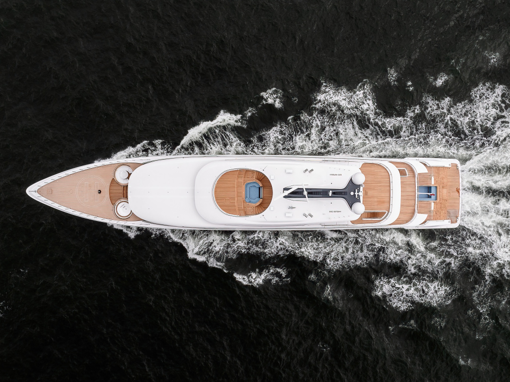 827-Stella-M-copyright-Feadship2.jpg