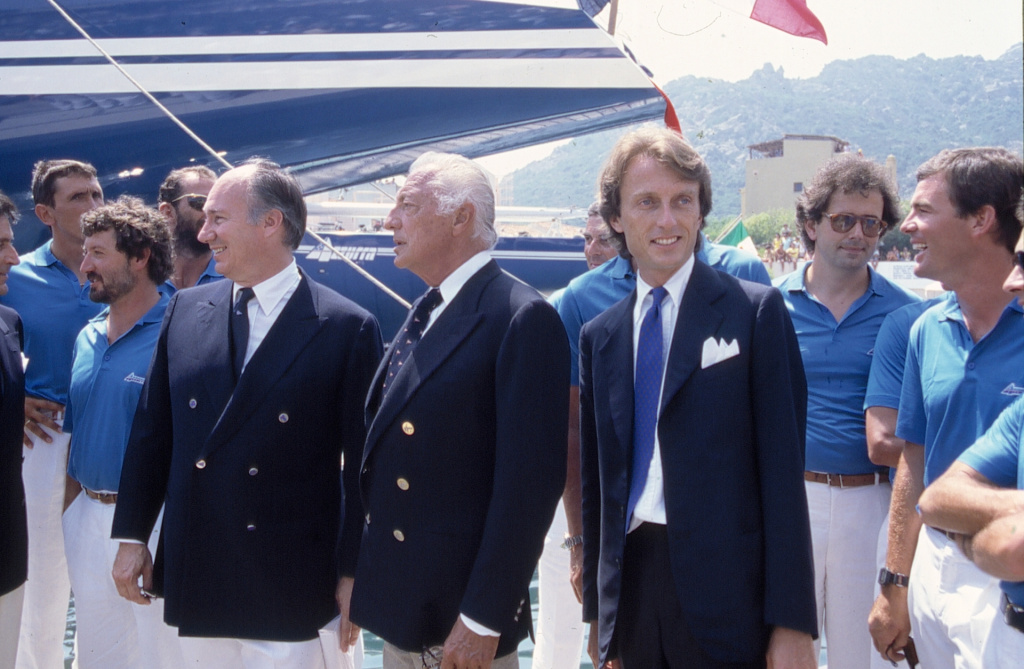 77_S.A._Agha_Kan-Agnelli-Montezemolo__Varo_Porto_Cervo___Azzurra_1985.jpg