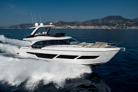 Ferretti Yachts 670: еще просторнее и эргономичнее